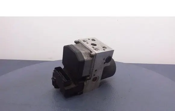 Volkswagen PASSAT B5 ABS Pump 3B0614111HL