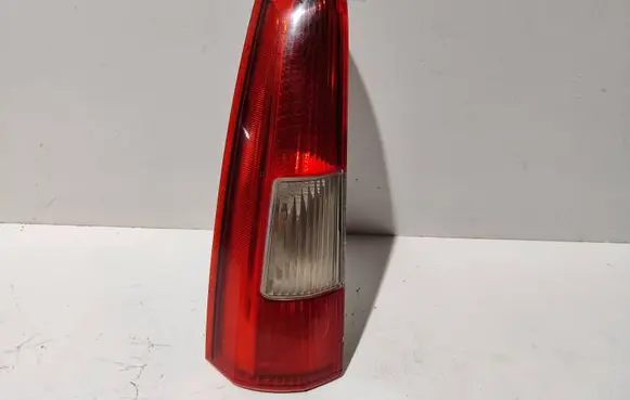Volvo V70 Rear/tail lights 9154493