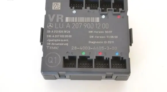 Mercedes-Benz E C207 W207 Door control unit/module A2079001200