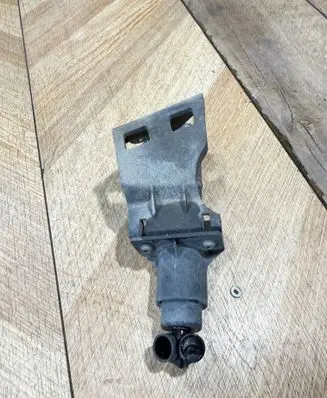 Mercedes-Benz ML W164 Headlight washer spray nozzle