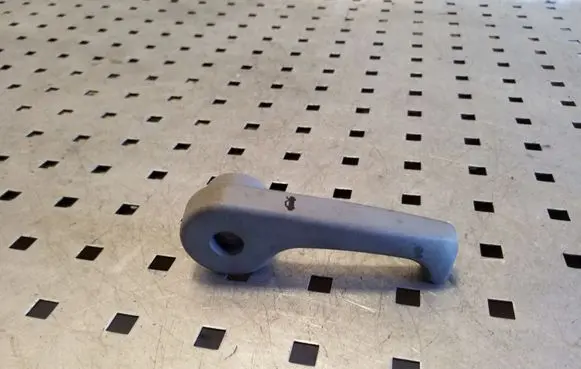 Hyundai Santa Fe Engine bonnet (hood) release handle
