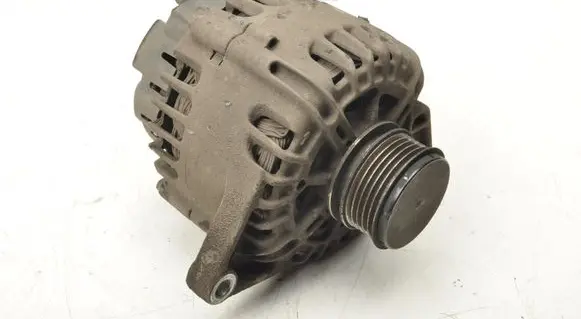 KIA Ceed Generator/alternator 373002A500