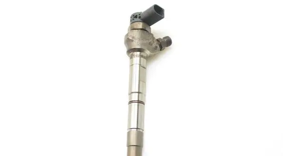 Audi A3 S3 8V Fuel injector 04L130277AE