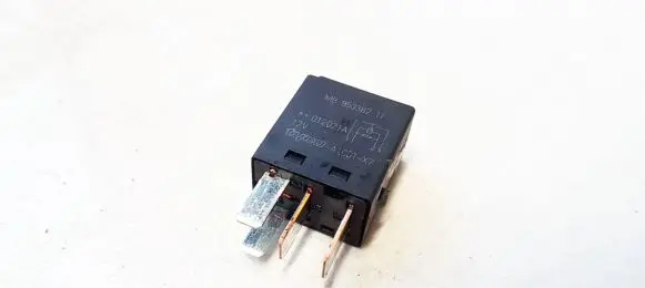 Mitsubishi Space Star Other relay MB9533821
