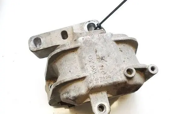 Skoda Superb B6 (3T) Engine mount bracket 1K0199262
