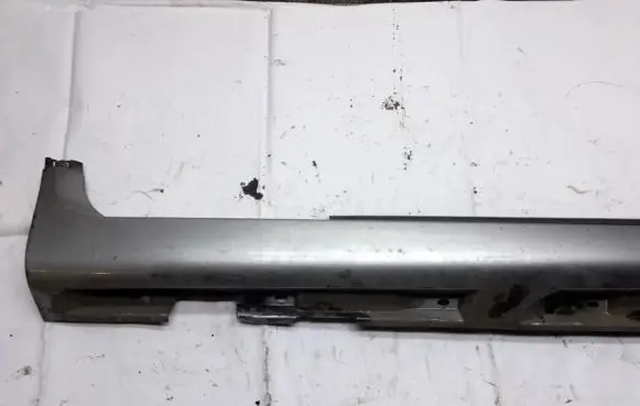 Volvo C30 Sill
