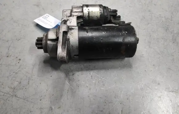 Volkswagen Touran I Starter motor 2339305077