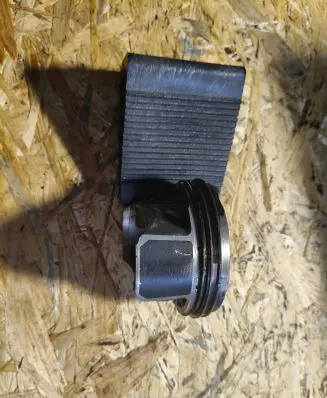 Audi A5 8T 8F Piston 082270