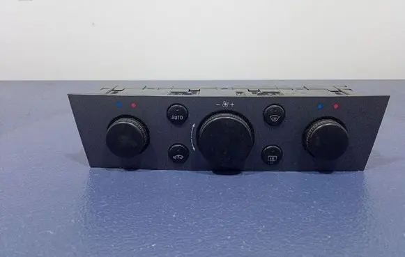 Opel Vectra C Climate control unit 13138196