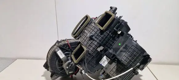 Peugeot 1007 Interior heater climate box assembly