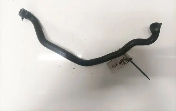 Volvo S60 Breather hose/pipe 8692241