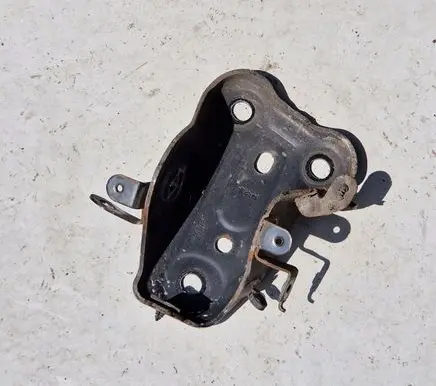 Opel Corsa F Rear axle beam mounts housing 