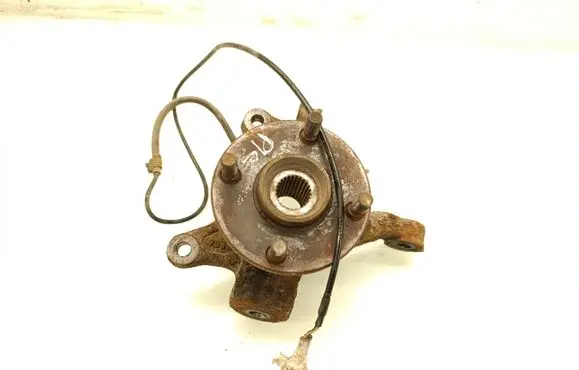 Front wheel hub