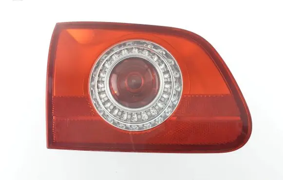 Volkswagen PASSAT B6 Tailgate rear/tail lights 3C9945093