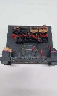Volkswagen PASSAT B6 Comfort/convenience module H52S2002 F005V006 3C0937049AE