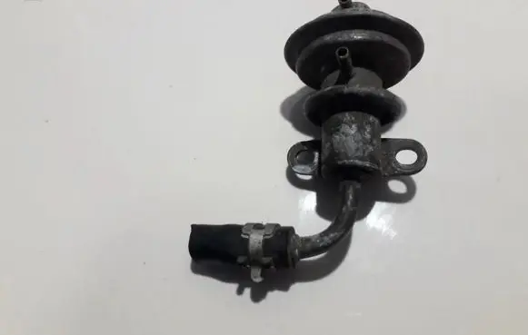 Fuel pressure sensor