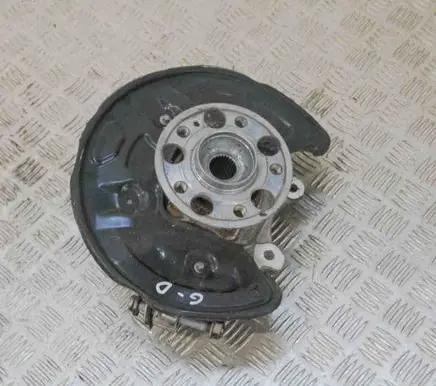 Mercedes-Benz C W205 Rear wheel hub