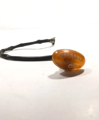 Front fender indicator light