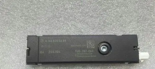Mercedes-Benz A W176 Aerial antenna switch A1668200689