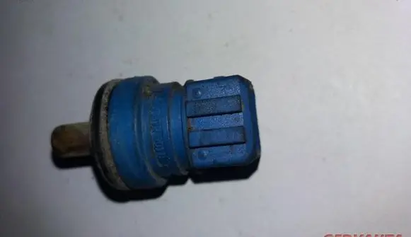 Coolant temperature sensor