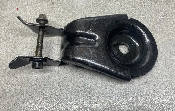 Opel Insignia A Radiator mount bracket 13271699