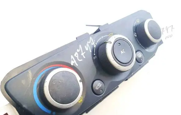 Renault Scenic III - Grand scenic III Climate control unit t1001786g 100420110506