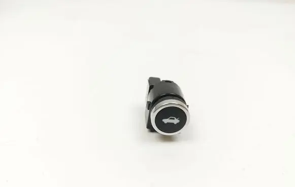 Maserati Ghibli Tailgate opening switch 68141864AA 10094024