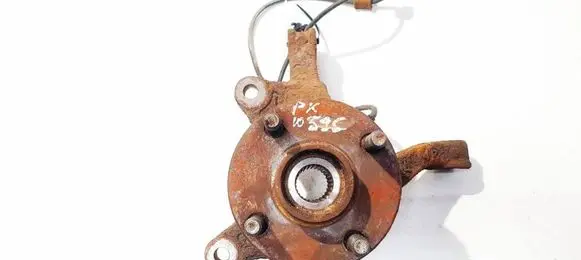 Toyota Yaris Front wheel hub