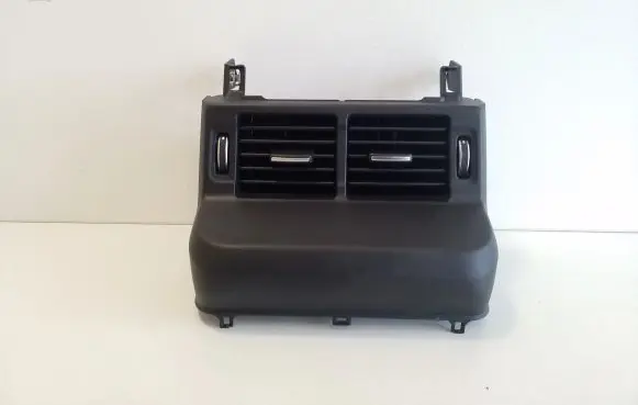 Rear air vent grill