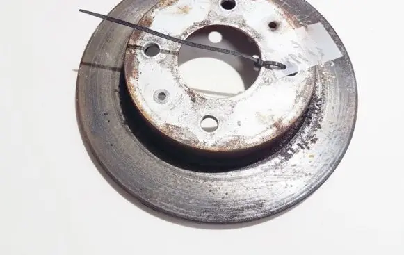 Mitsubishi Colt Rear brake disc neventiliuojamas