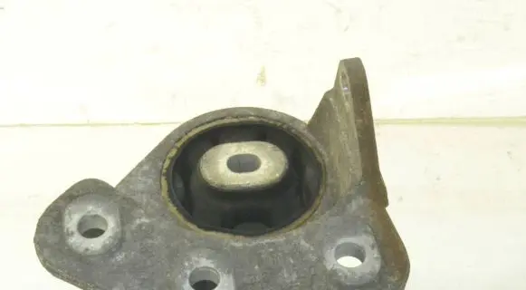 Audi A8 S8 D3 4E Rear differential/diff mount bracket 4E0599133G