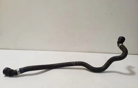 Volvo XC90 Engine coolant pipe/hose 31338396