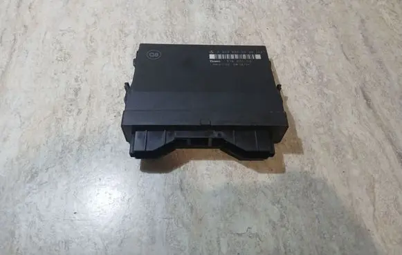 Mercedes-Benz CLK A209 C209 Comfort/convenience module A2098200326