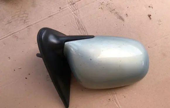 Nissan Micra Front door electric wing mirror