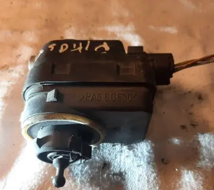 Citroen Xsara Picasso Headlight level height control switch PA66GF30