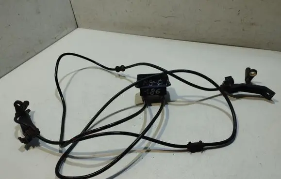 Mercedes-Benz C W203 Rear ABS sensor wiring A0395453028 2035461443