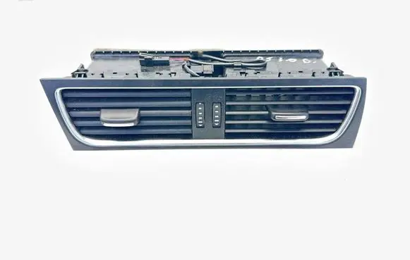 Audi A5 8T 8F Dash center air vent grill 8T1820951A C009879