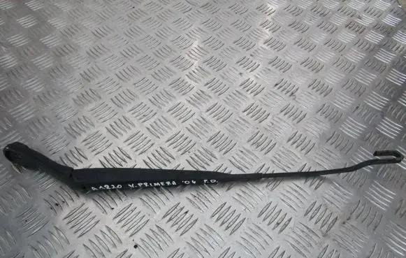 Nissan Primera Front wiper blade arm 80008627