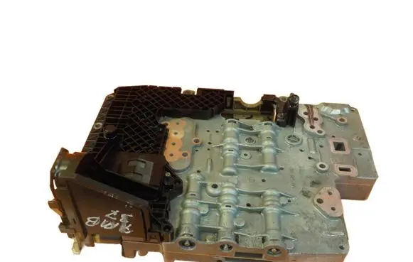 Land Rover Discovery 3 - LR3 Torque split ecu control unit/module 1068128366 276DT
