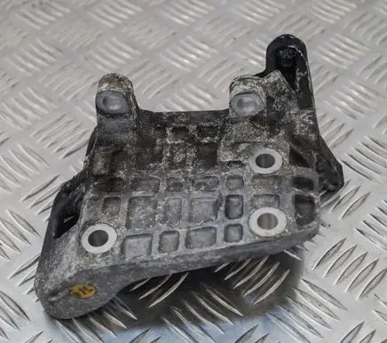Audi Q7 4L Other engine bay part