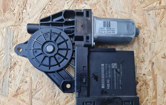 Volvo XC90 Rear door window regulator motor 31453358 150525 927589103