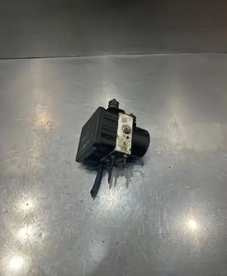 Skoda Octavia Mk2 (1Z) ABS Pump 1K0907379AA 10096003603 00005305G1