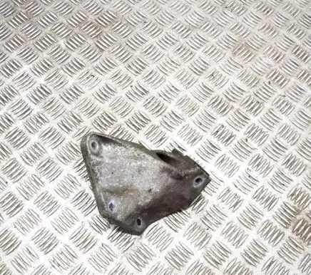 BMW 5 F10 F11 Engine mounting bracket 6777622