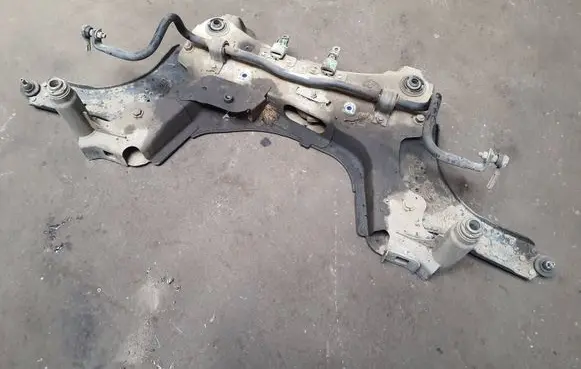 Renault Megane III Front subframe