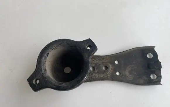 Lexus IS 200-300 Other under body part 5220353010