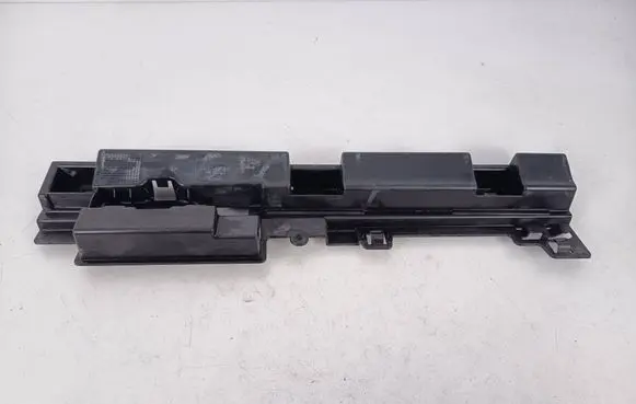 BMW 3 F30 F35 F31 Sill supporting ledge 7256918