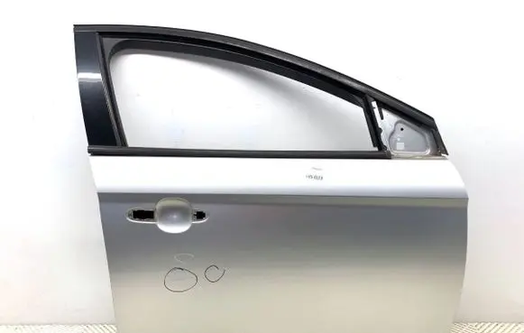 Ford Mondeo MK IV Front door