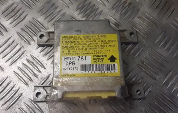 Mitsubishi Pajero Airbag control unit/module MR551781 MR551781DPB W2T60272