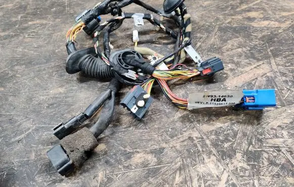 Jaguar XJ X350 Front door wiring loom 2W9314630HBA