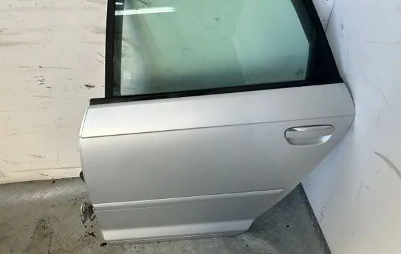 Audi A3 S3 A3 Sportback 8P Rear door